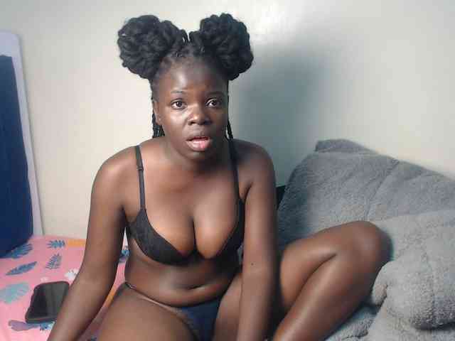 Petitebeauty webcam