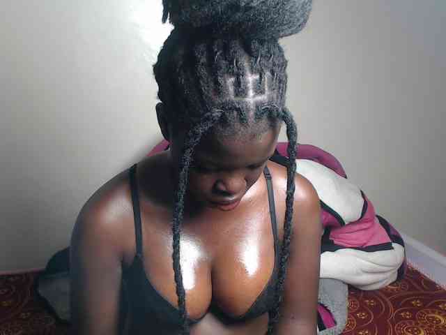 Petitebeauty webcam