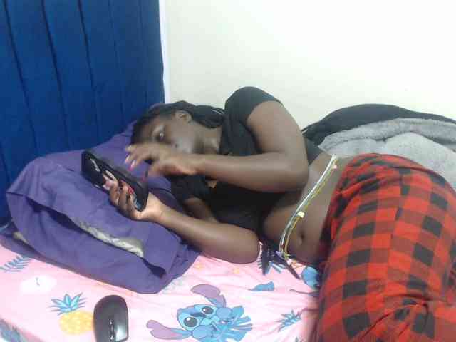 Petitebeauty webcam