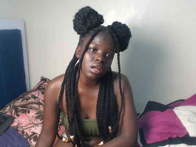Petitebeauty webcam