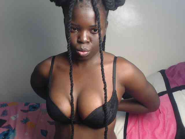 Petitebeauty webcam