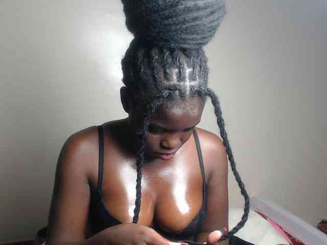 Petitebeauty webcam