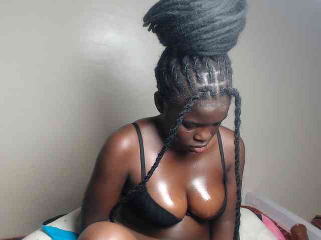 Petitebeauty webcam