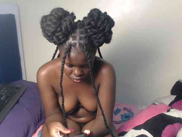 Petitebeauty webcam