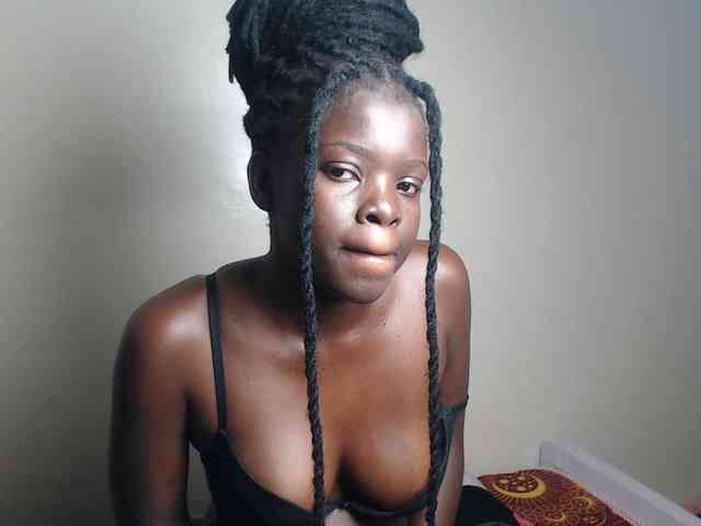 Petitebeauty webcam