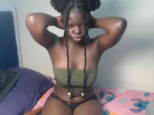 Petitebeauty webcam