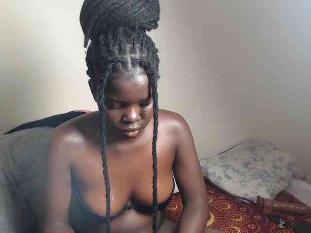 Petitebeauty webcam