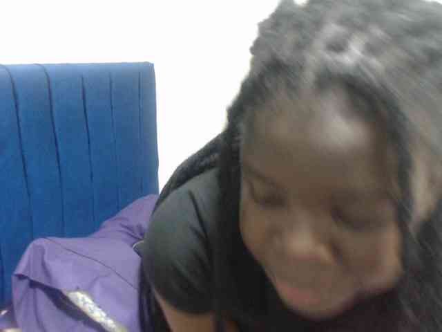 Petitebeauty webcam