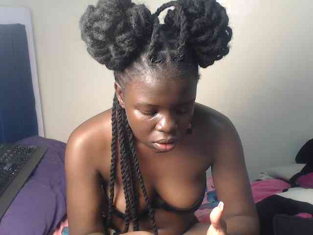 Petitebeauty webcam