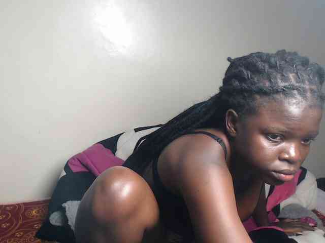 Petitebeauty webcam