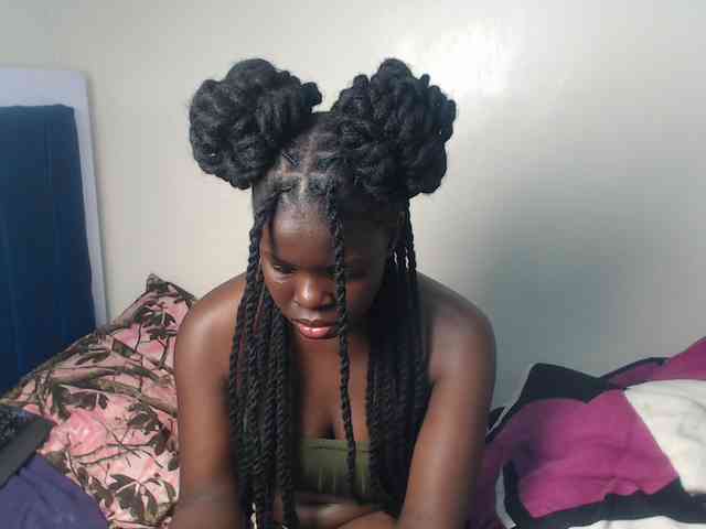 Petitebeauty webcam