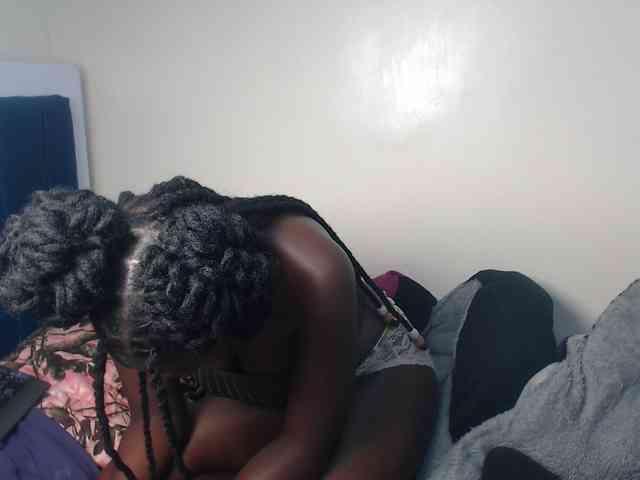 Petitebeauty webcam