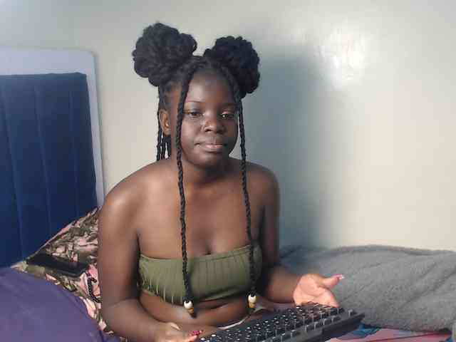 Petitebeauty webcam