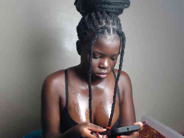 Petitebeauty webcam