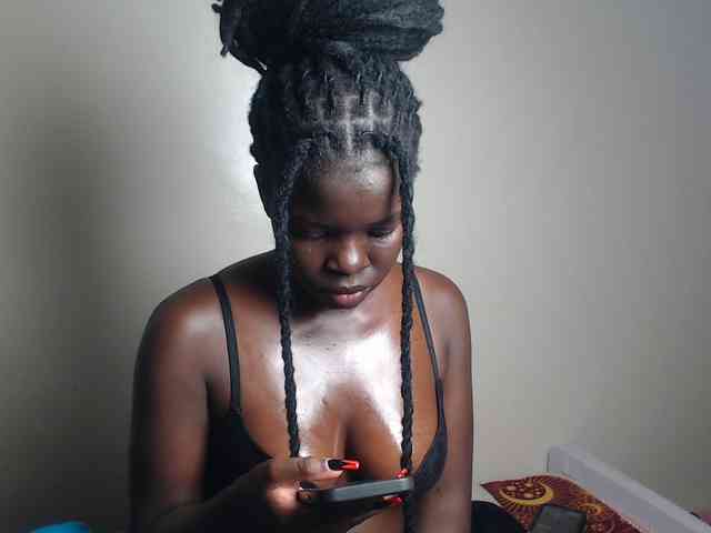 Petitebeauty webcam