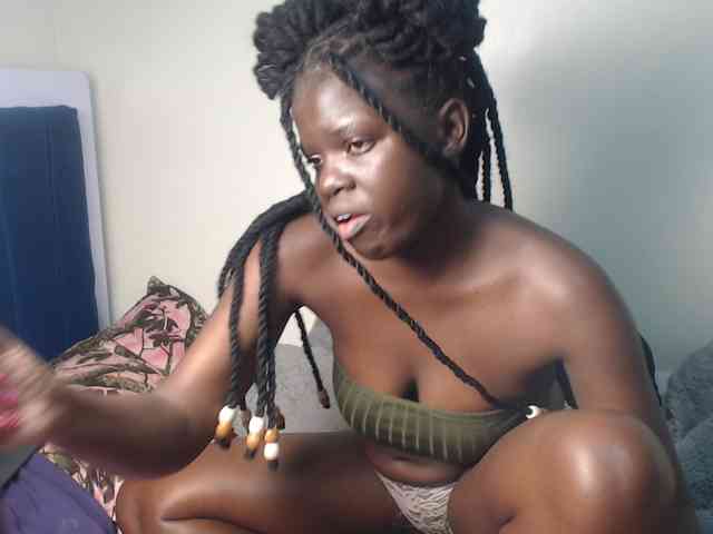 Petitebeauty webcam