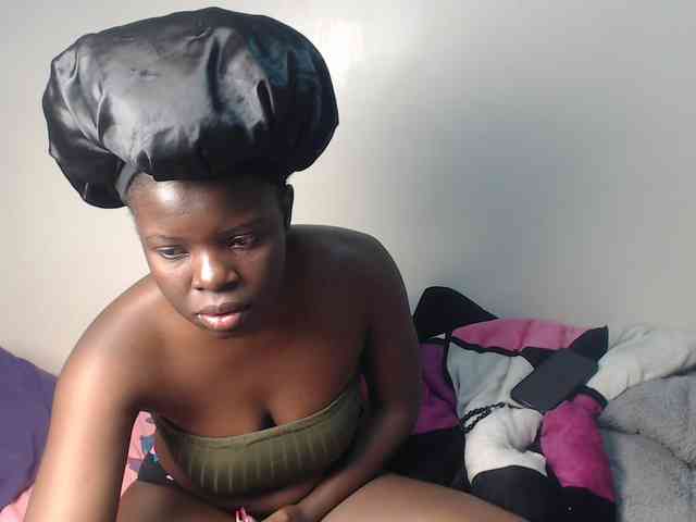 Petitebeauty webcam