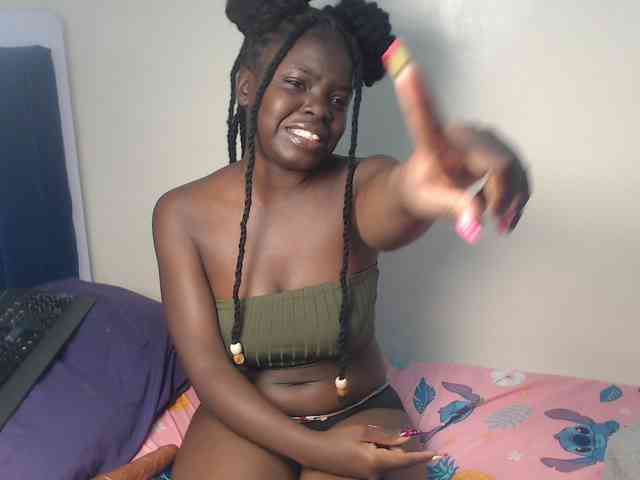 Petitebeauty webcam