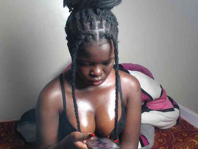 Petitebeauty webcam