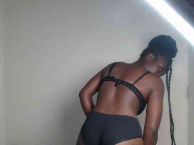 Petitebeauty webcam