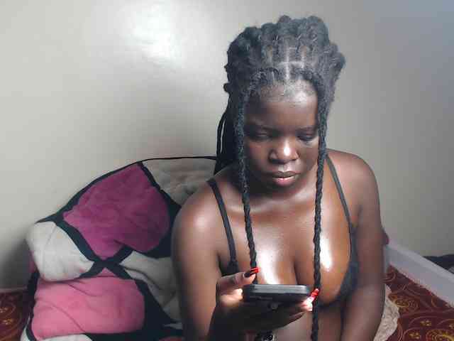 Petitebeauty webcam