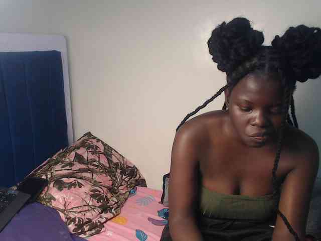 Petitebeauty webcam