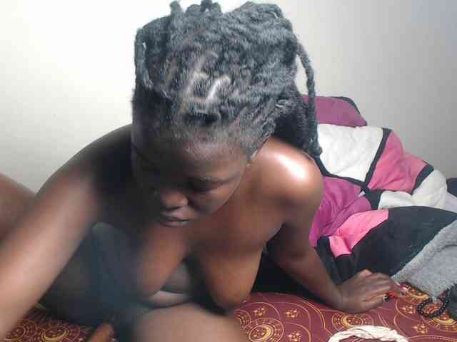 Petitebeauty webcam