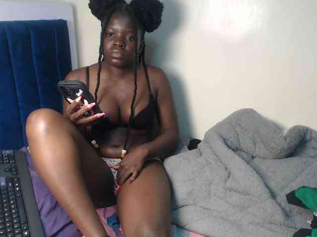 Petitebeauty webcam