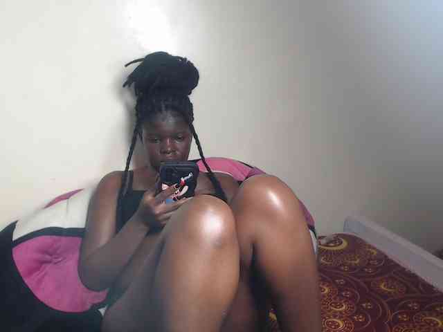 Petitebeauty webcam