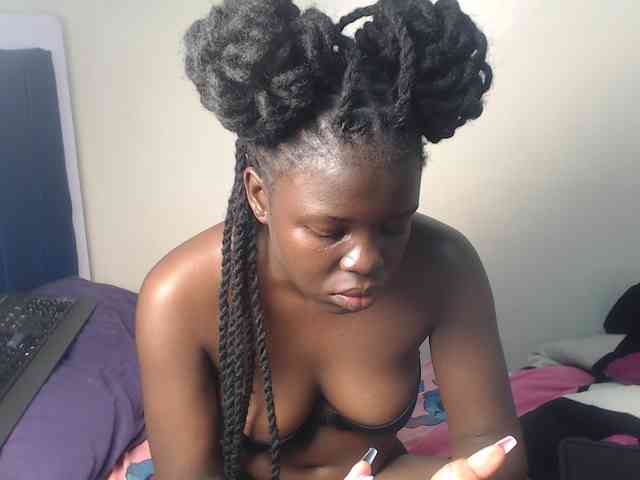 Petitebeauty webcam