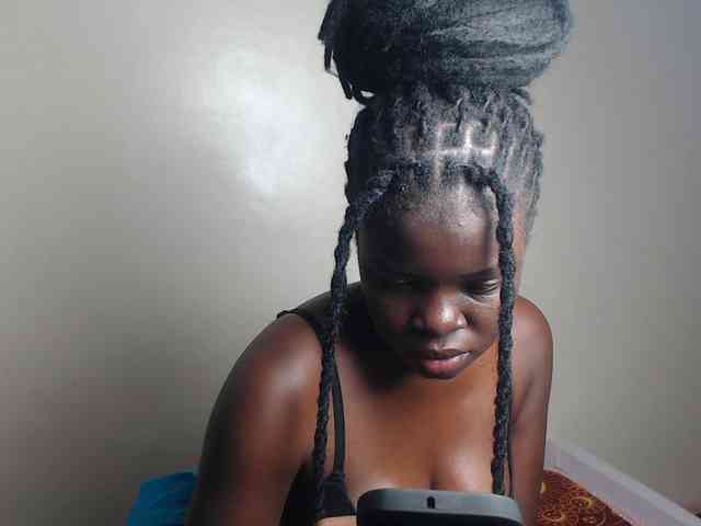 Petitebeauty webcam