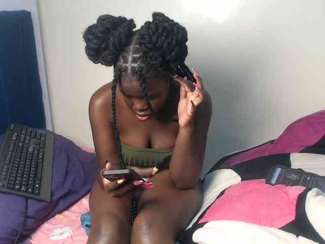 Petitebeauty webcam