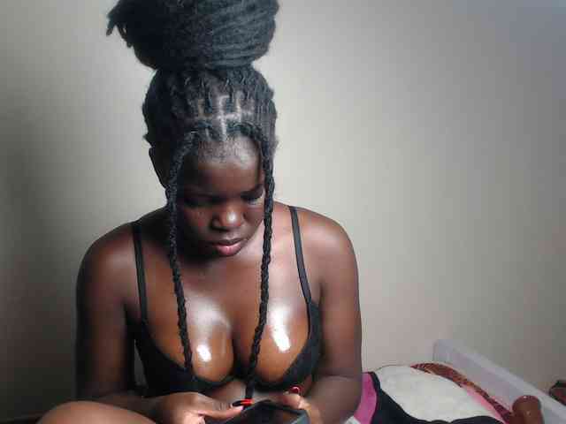 Petitebeauty webcam