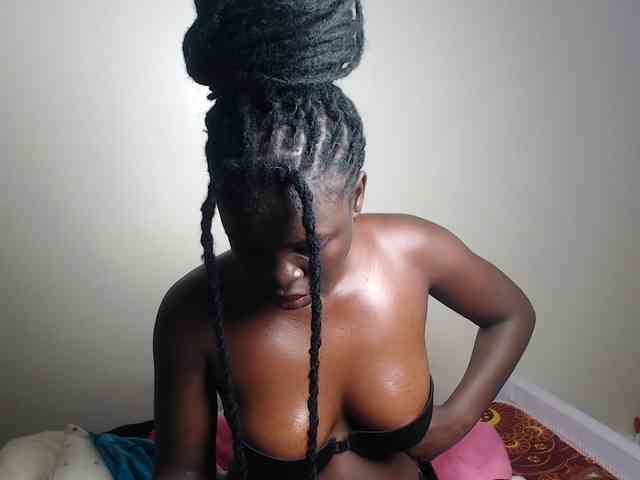 Petitebeauty webcam