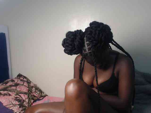 Petitebeauty webcam
