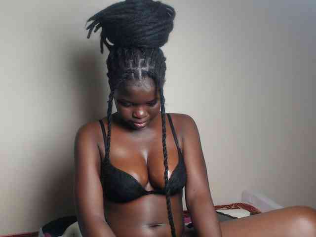Petitebeauty webcam