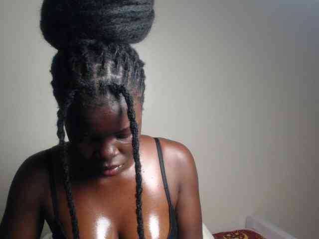 Petitebeauty webcam