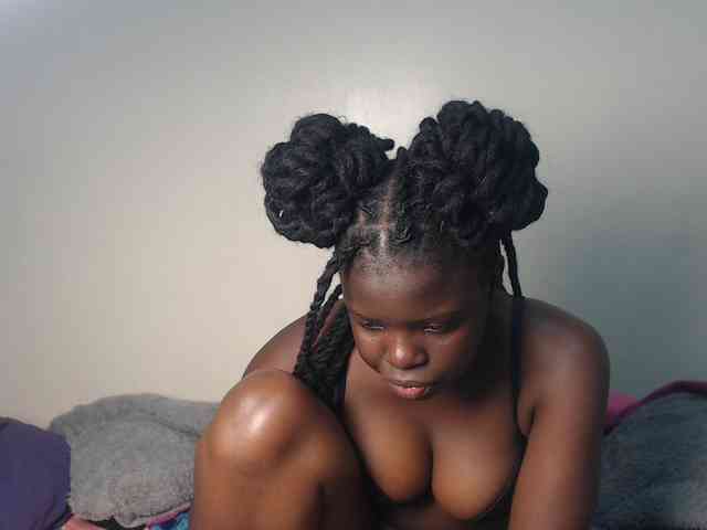 Petitebeauty webcam