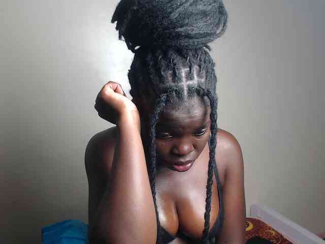 Petitebeauty webcam