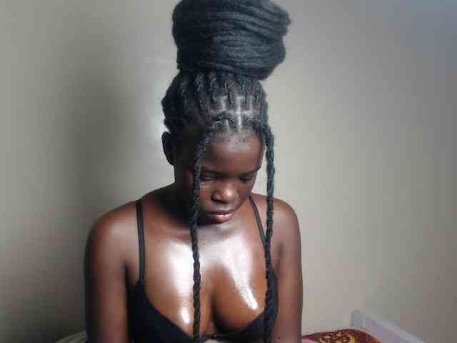 Petitebeauty webcam