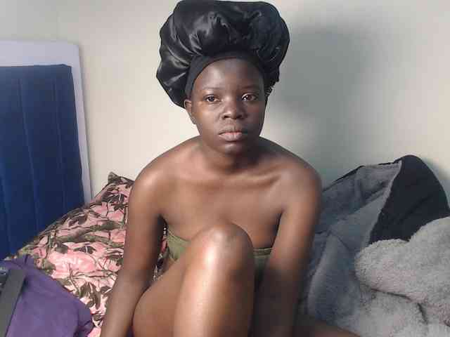 Petitebeauty webcam