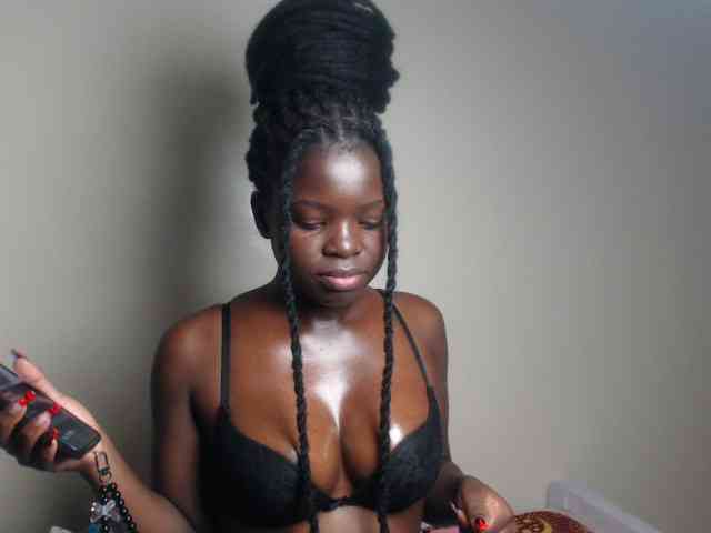 Petitebeauty webcam