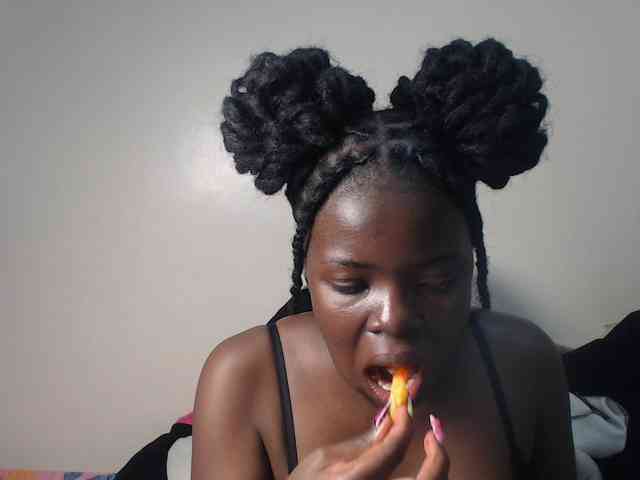 Petitebeauty webcam