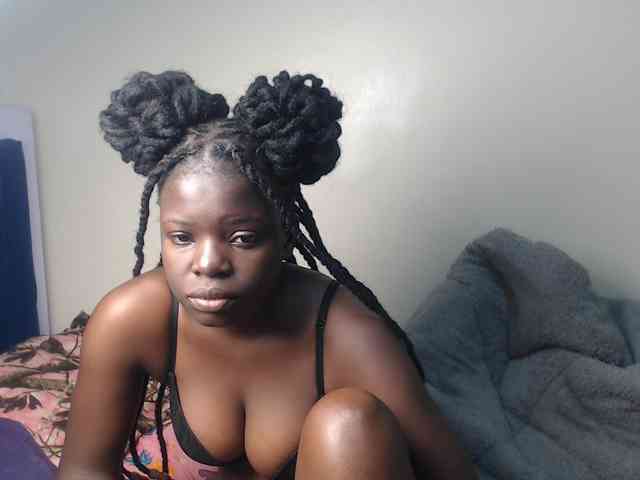 Petitebeauty webcam