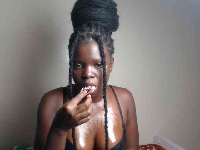 Petitebeauty webcam