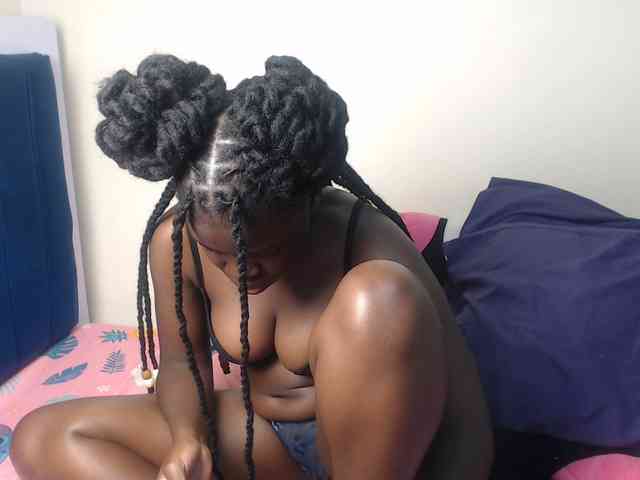 Petitebeauty webcam