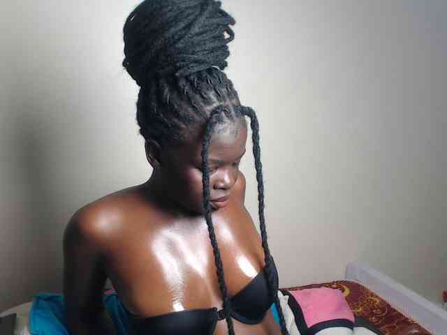Petitebeauty webcam