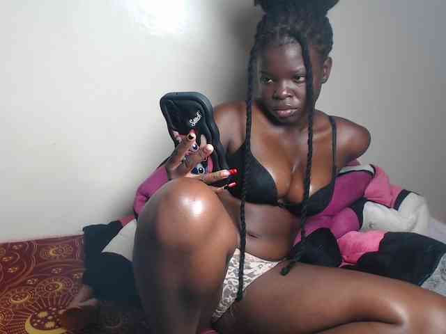 Petitebeauty webcam