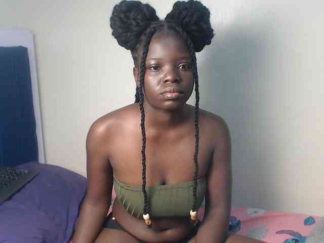 Petitebeauty webcam