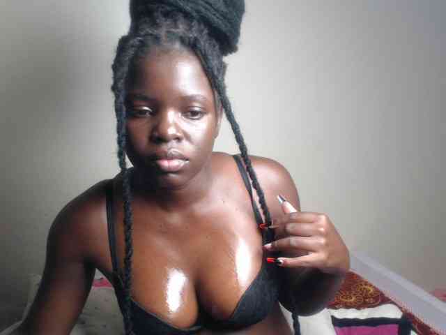 Petitebeauty webcam